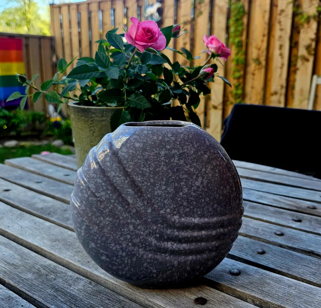 Vintage  80's Art Deco Speckled Grey Ceramic Vase photo 1