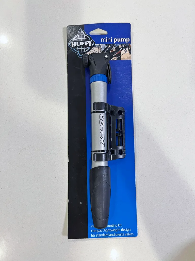 Huffy Mini Pump - New photo 1