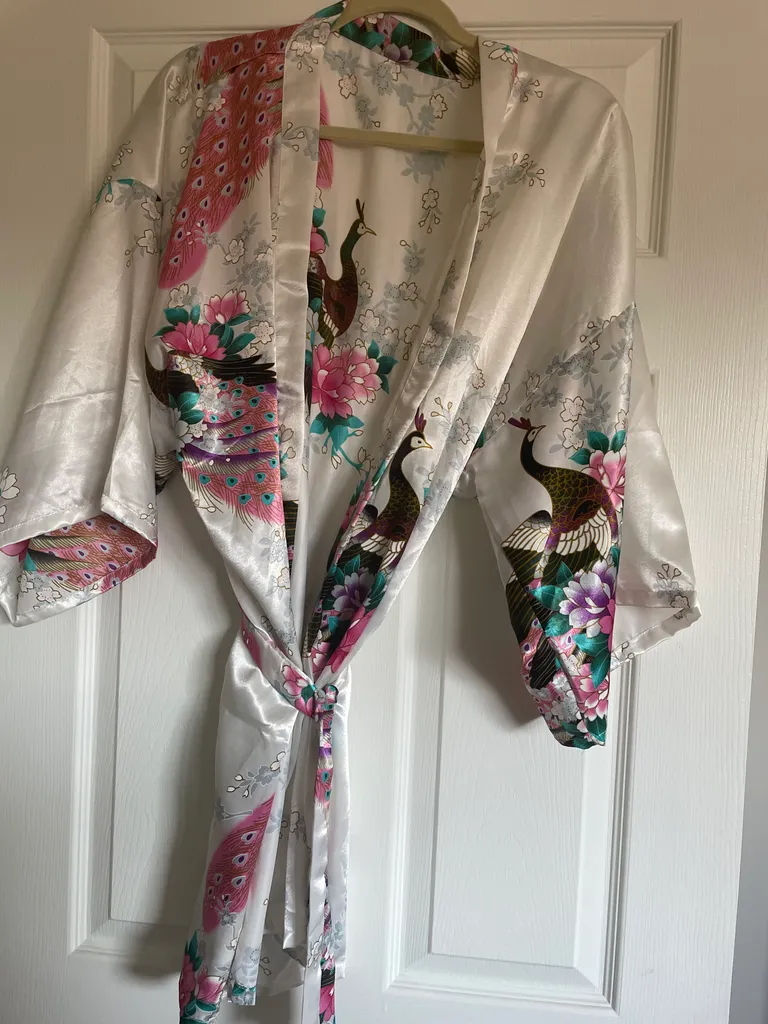 Silky robe  photo 1