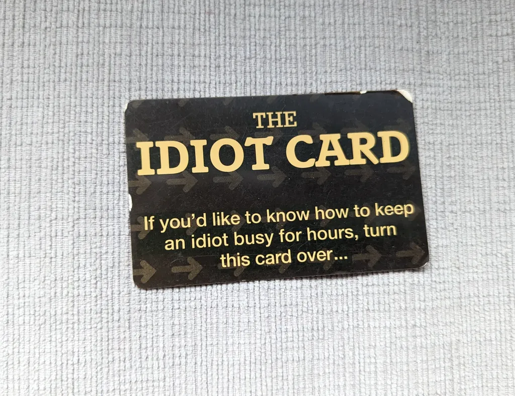 Idiot Card  photo 1