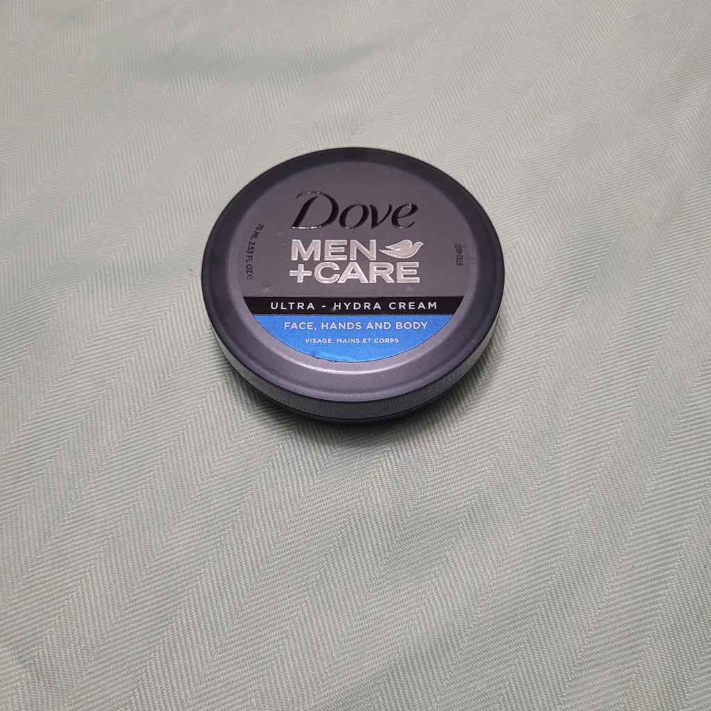 Mens Dove face cream NEW photo 1
