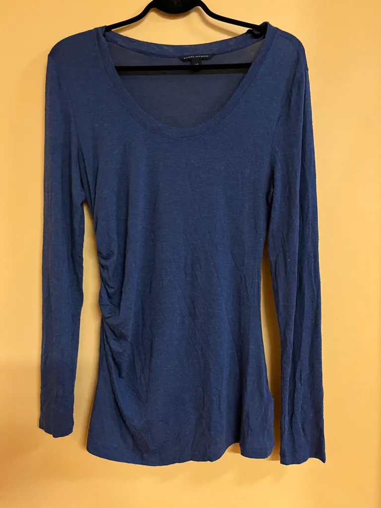 Banana republic  blue  L/G Long sleeve top photo 1