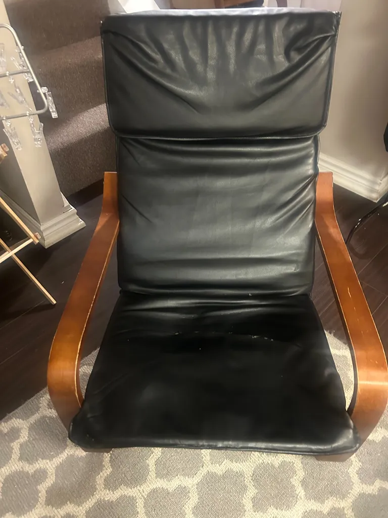Black leather chair  photo 1