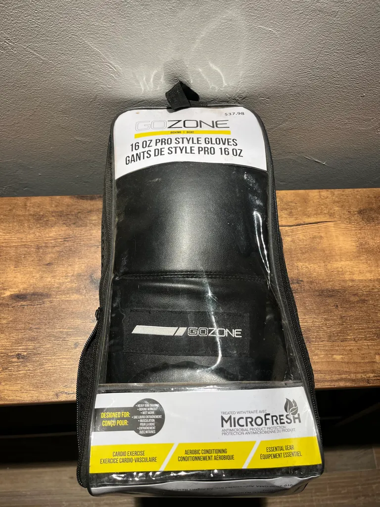 16oz boxing gloves NEW photo 1