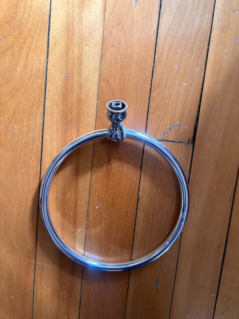 FREE towel hanger photo 1