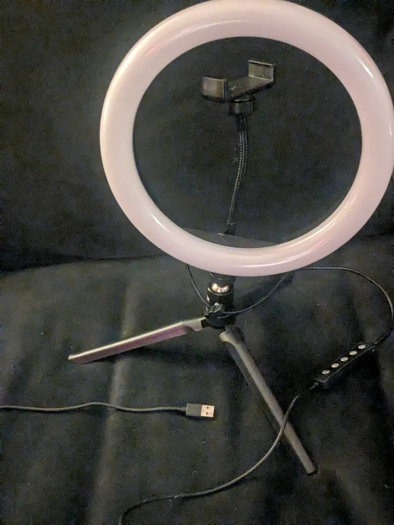 Ring light photo 1