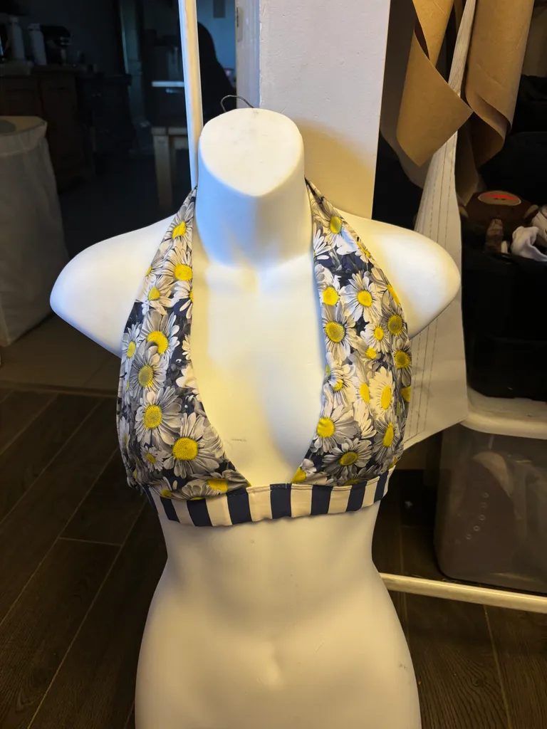 Bikini Top Large 👙  photo 1