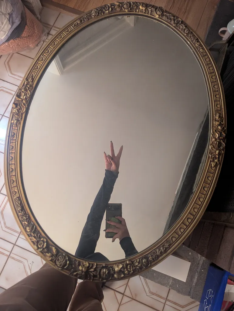 Vintage mirror photo 1