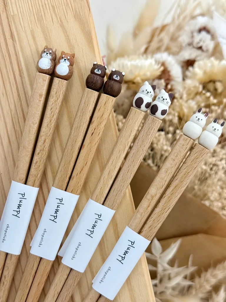 iso: cute chopsticks photo 1