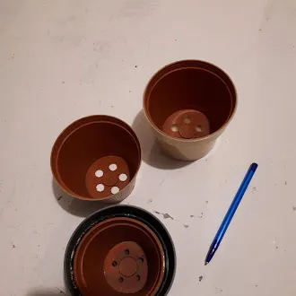 Small Plastic Plant Pots photo 1