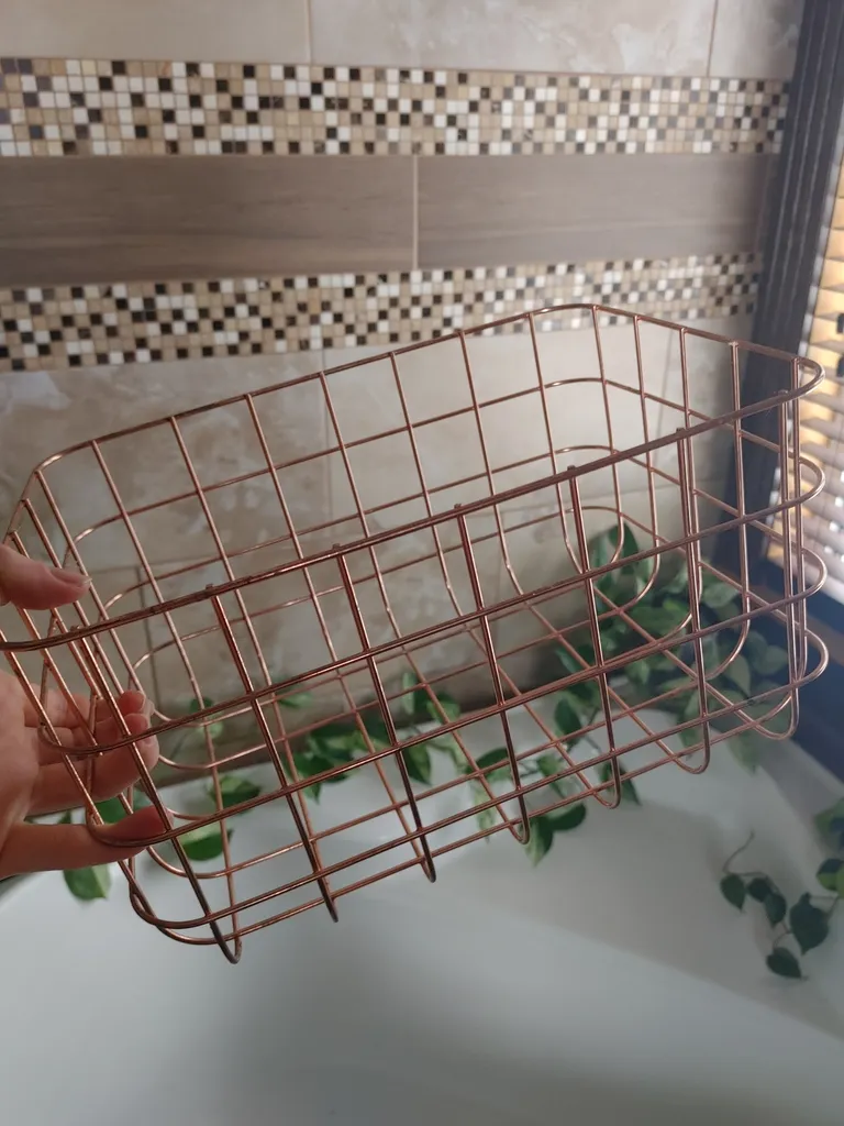 Rose gold bin photo 1