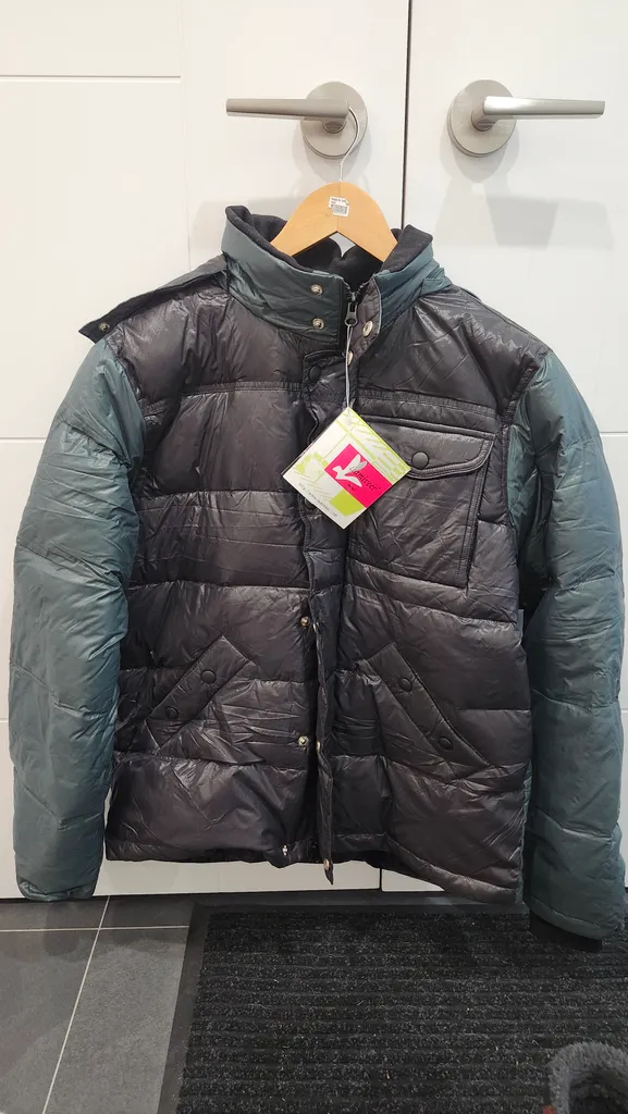 BNWT Men Jacket size S photo 1