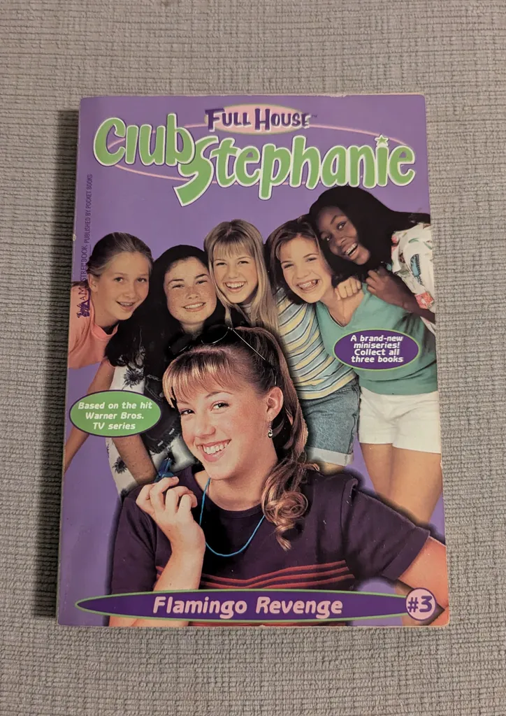 Full House Club Stephanie - Flamingo Revenge Book photo 1