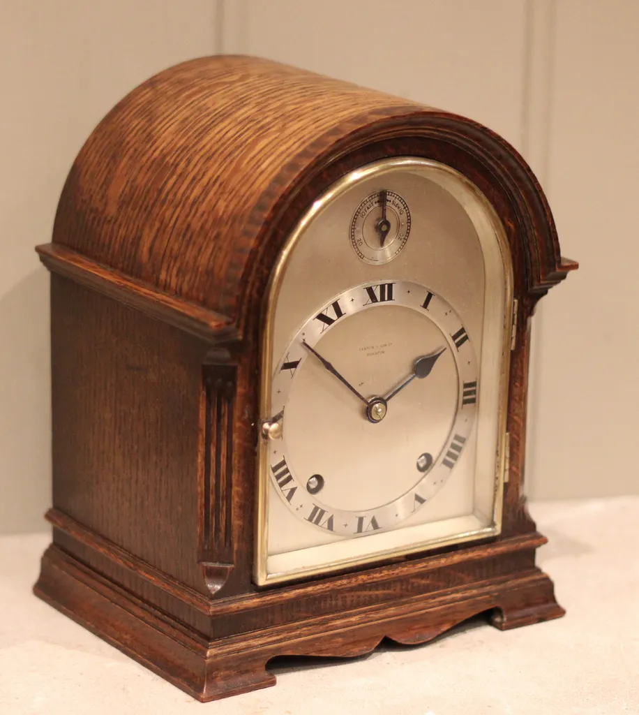 Vintage Wood Arch Clock  photo 1