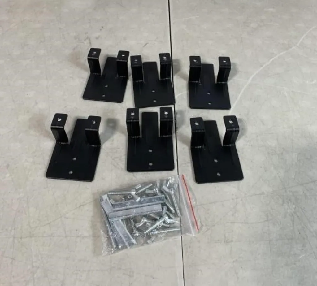 6 metal brackets photo 1