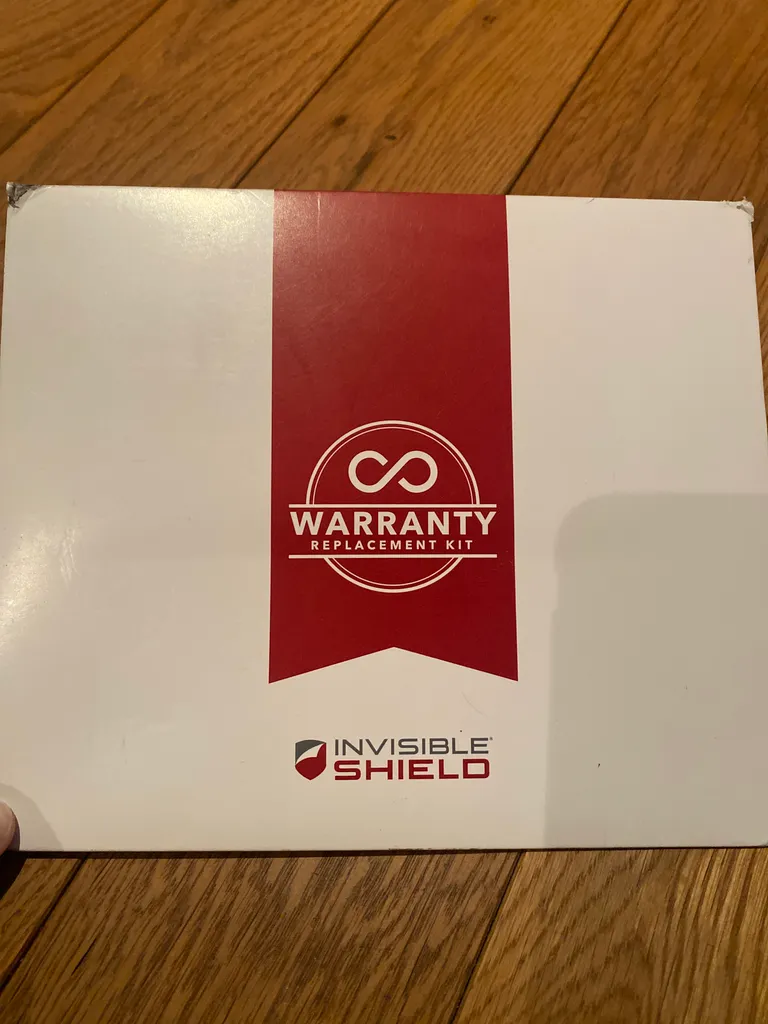 iPhone SE screen protector  photo 1