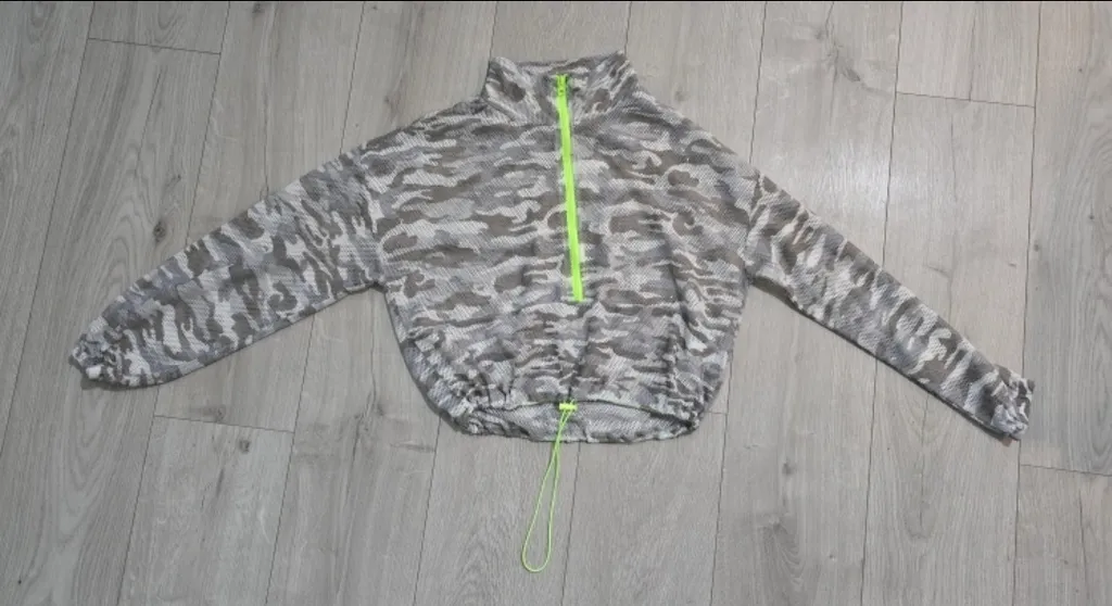 Grey Camo Sweater  photo 1