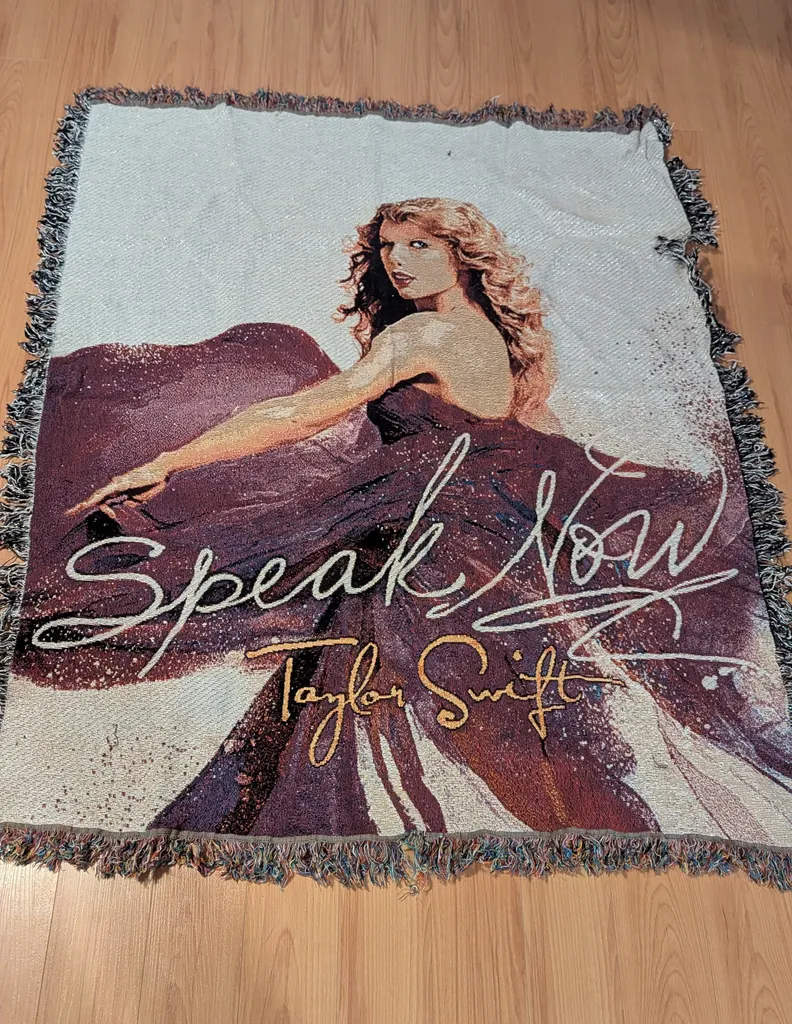 Taylor Swift Speak Now Woven Blanket photo 1
