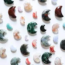 crystals/crystal carvings/crystal jewelry or necklaces photo 1