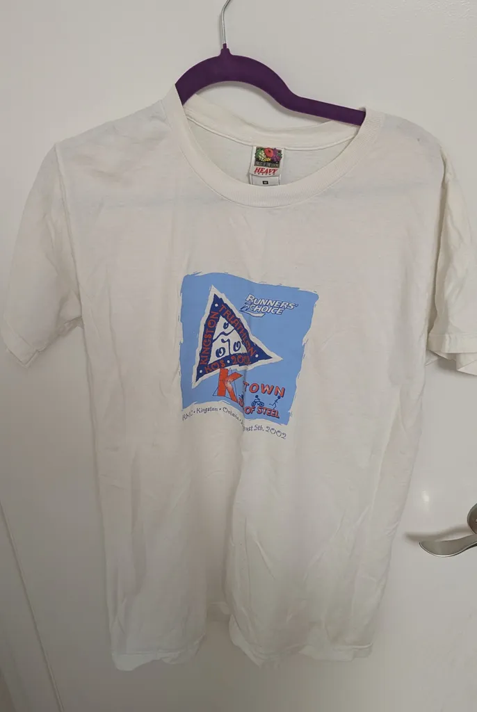 Runners' Choice Kids of Town T-shirt - Size Men's Medium photo 1