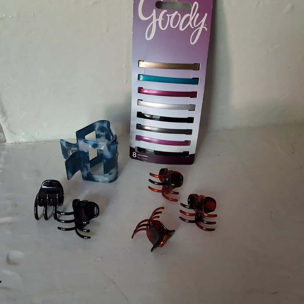 New hair barrettes and clips photo 1