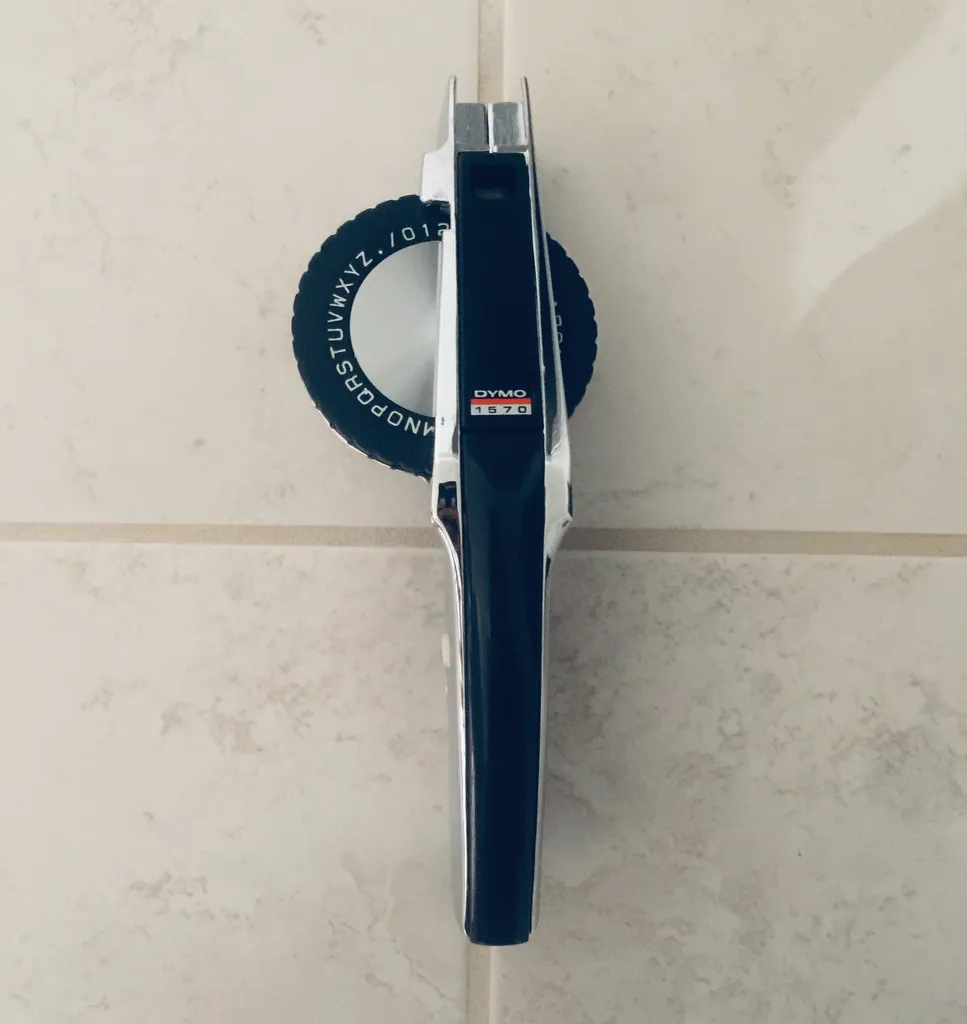 Dymo chrome label maker tape embosser photo 1