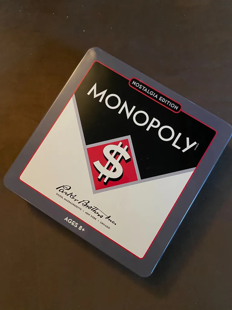 Monopoly Nostalgia edition  photo 1