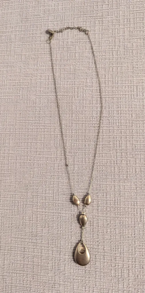 Necklace with Teardrop Pendant photo 1