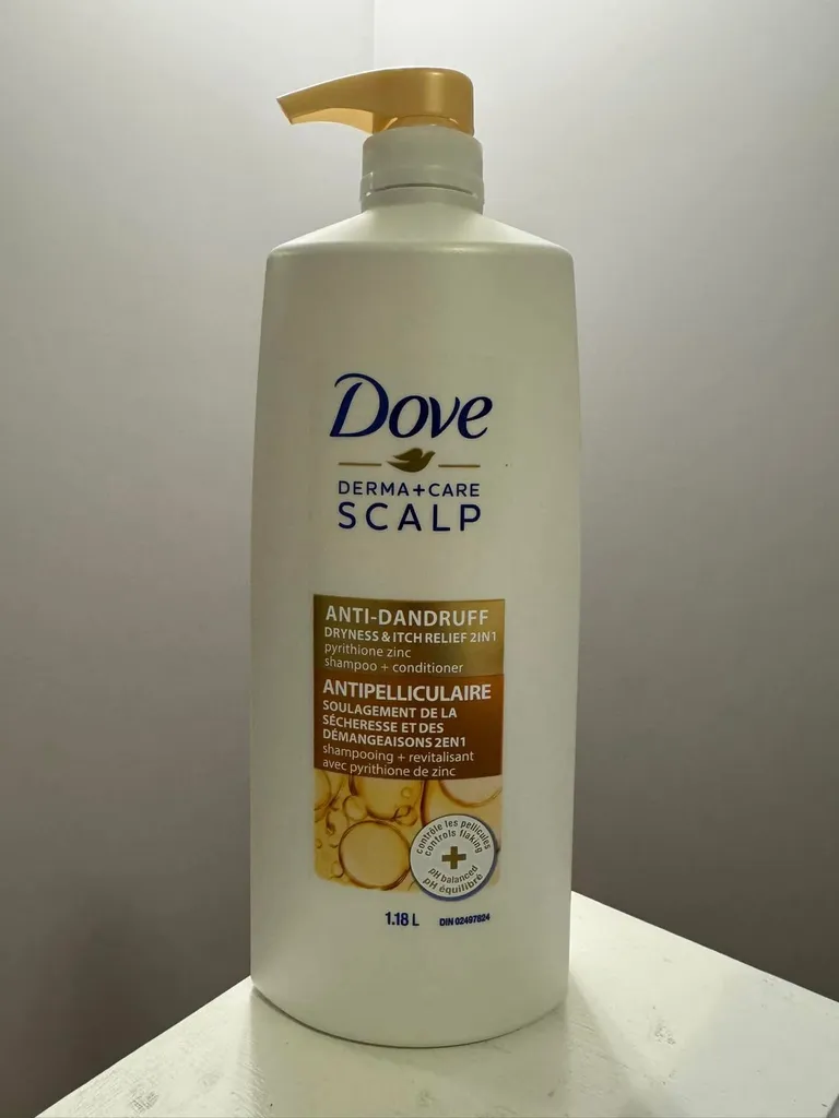 Dove anti-dandruff dryness & itch relief 2 in 1. photo 1