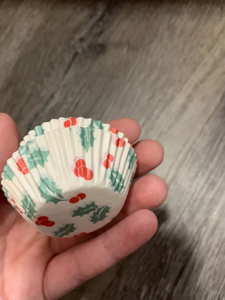 Free mini baking cups photo 1