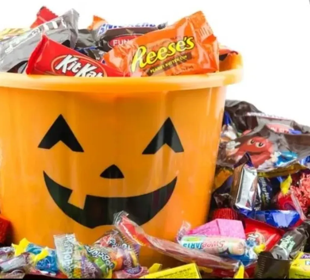 Unwanted Leftover Halloween stash? photo 1