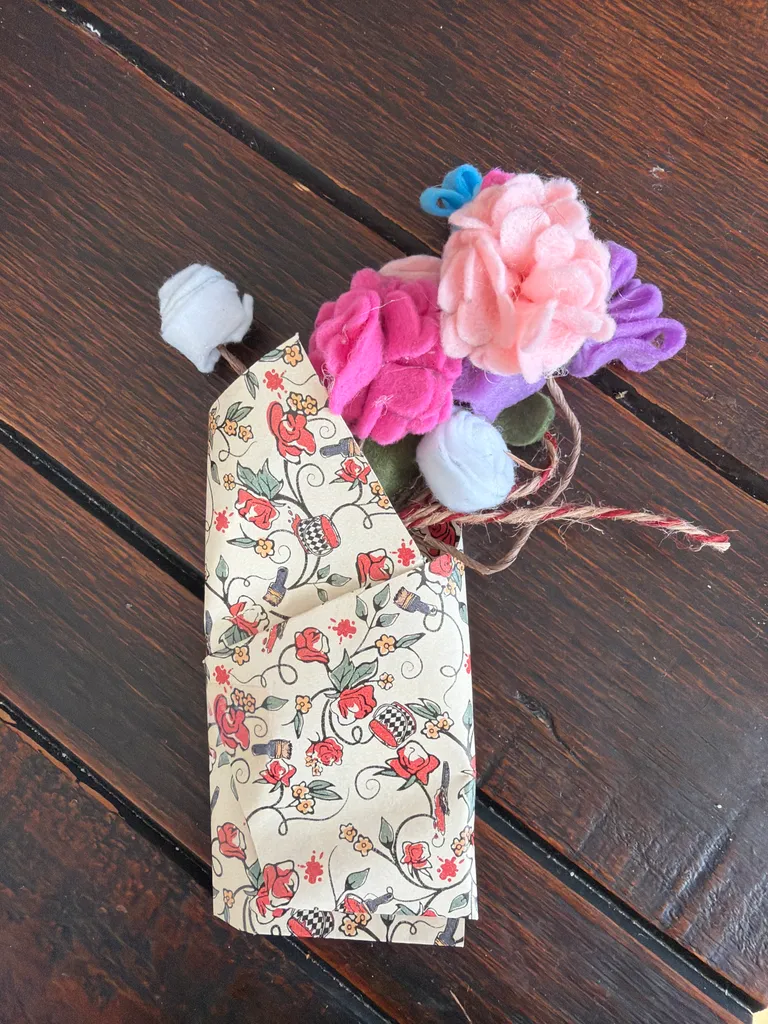 Handmade Felt Flower Bouquet photo 1