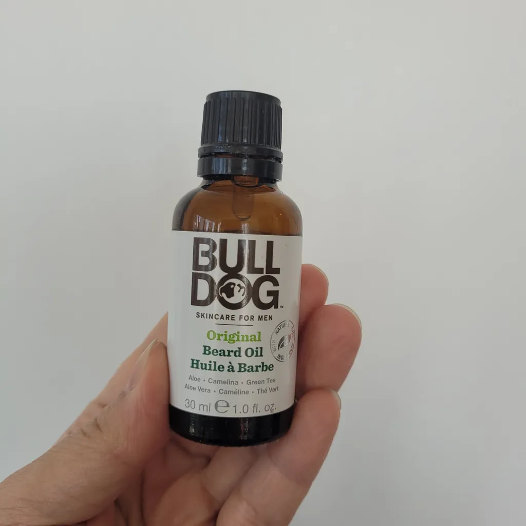 Bull dog beard oil photo 1
