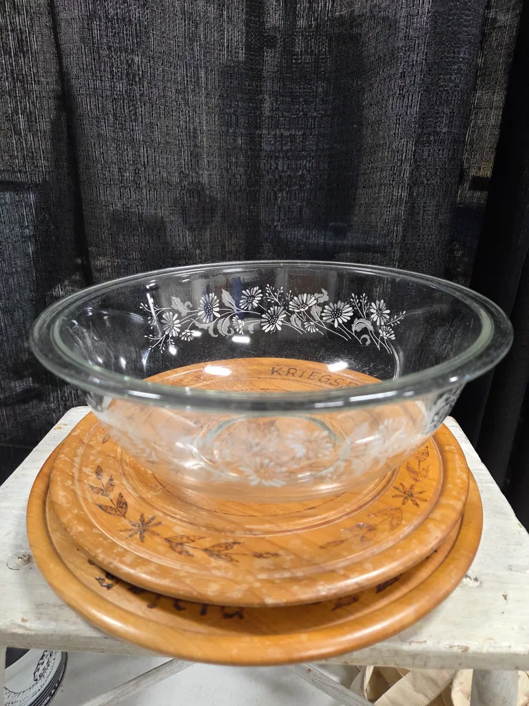 White lace pyrex  photo 1