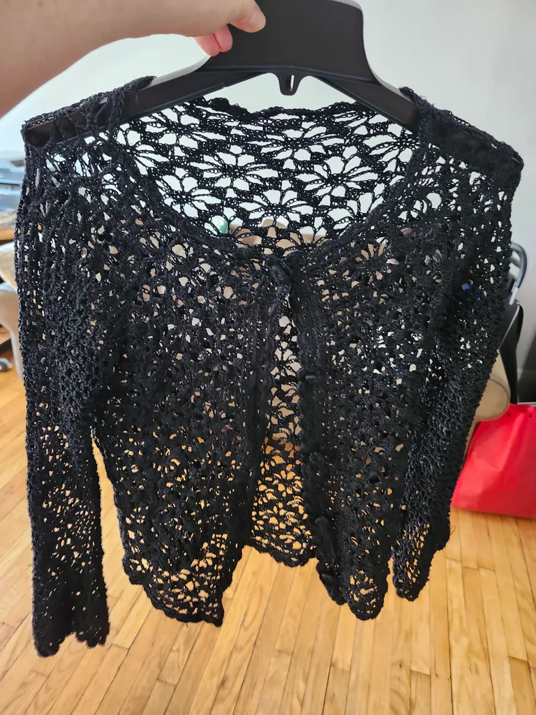 Crocheted top. Size M photo 1