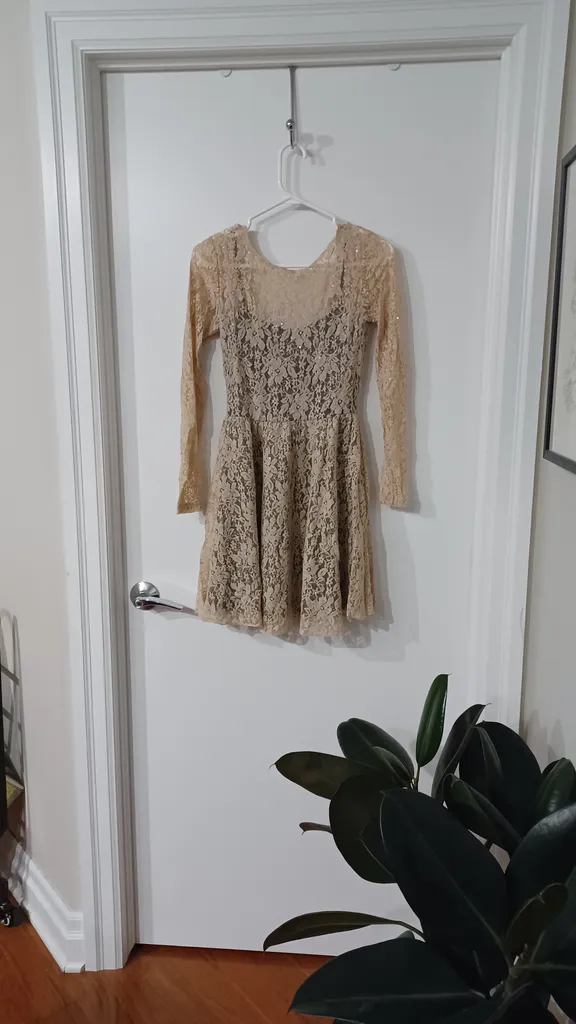 Formal dress photo 1