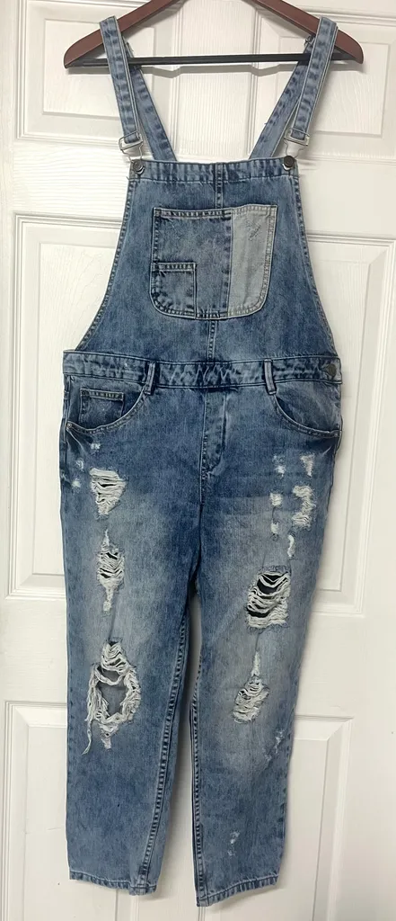 Zara Distressed Overalls L photo 1