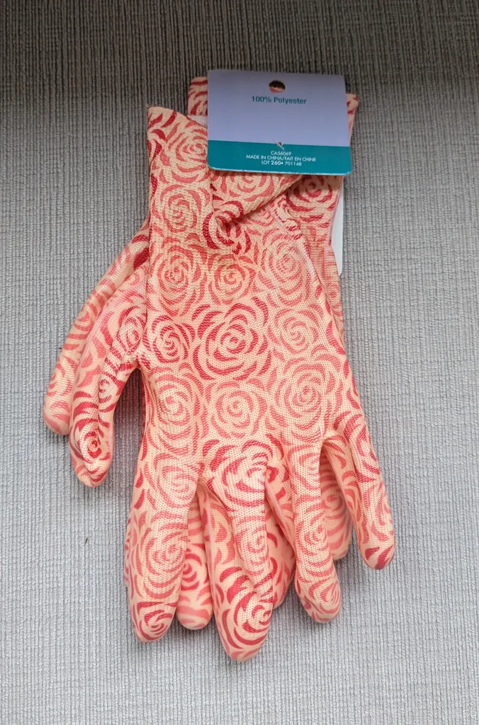 Brand New Schmidt Gardening Gloves photo 1