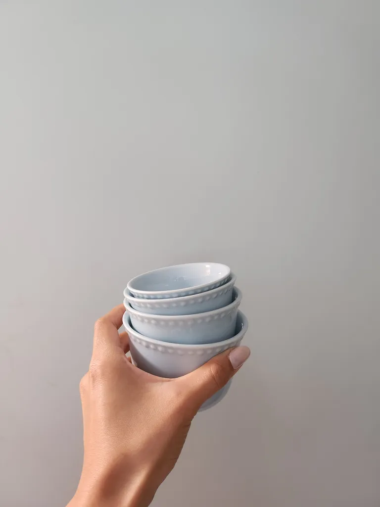 Blue stack measuring cups photo 1
