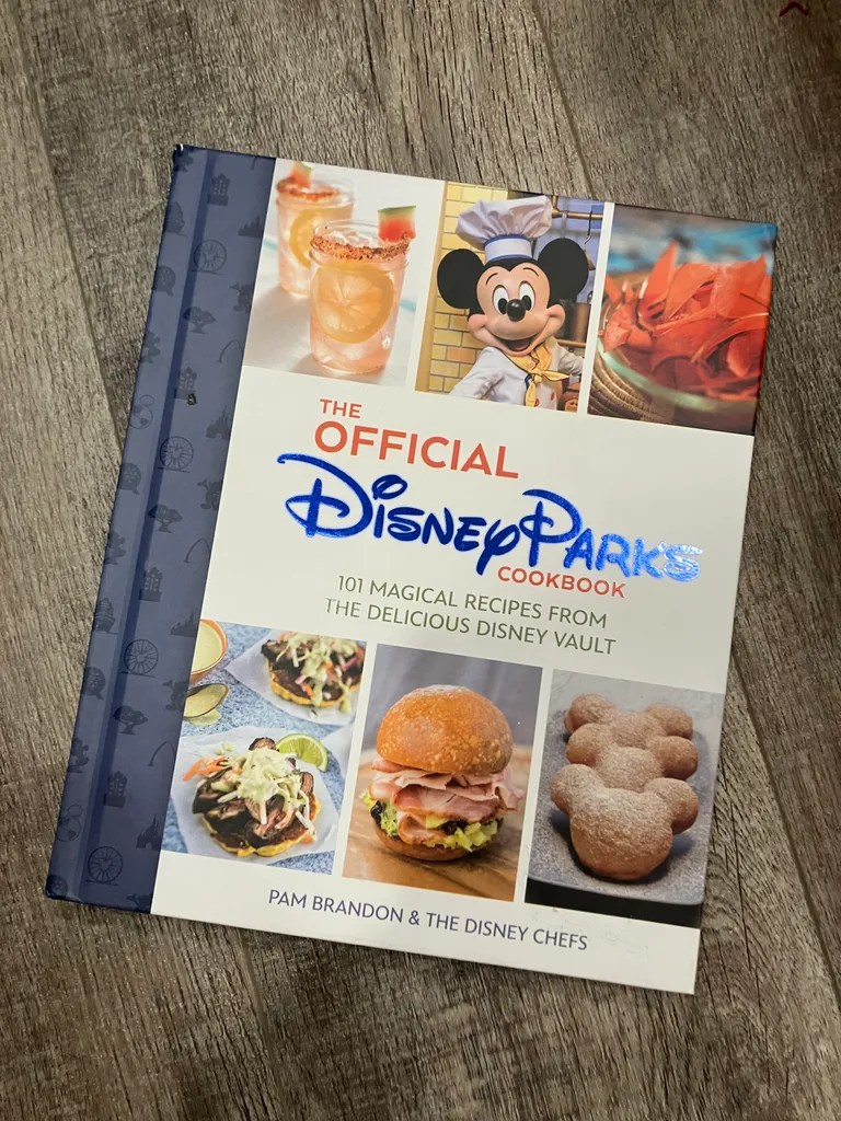 Disney Parks Cookbook photo 1