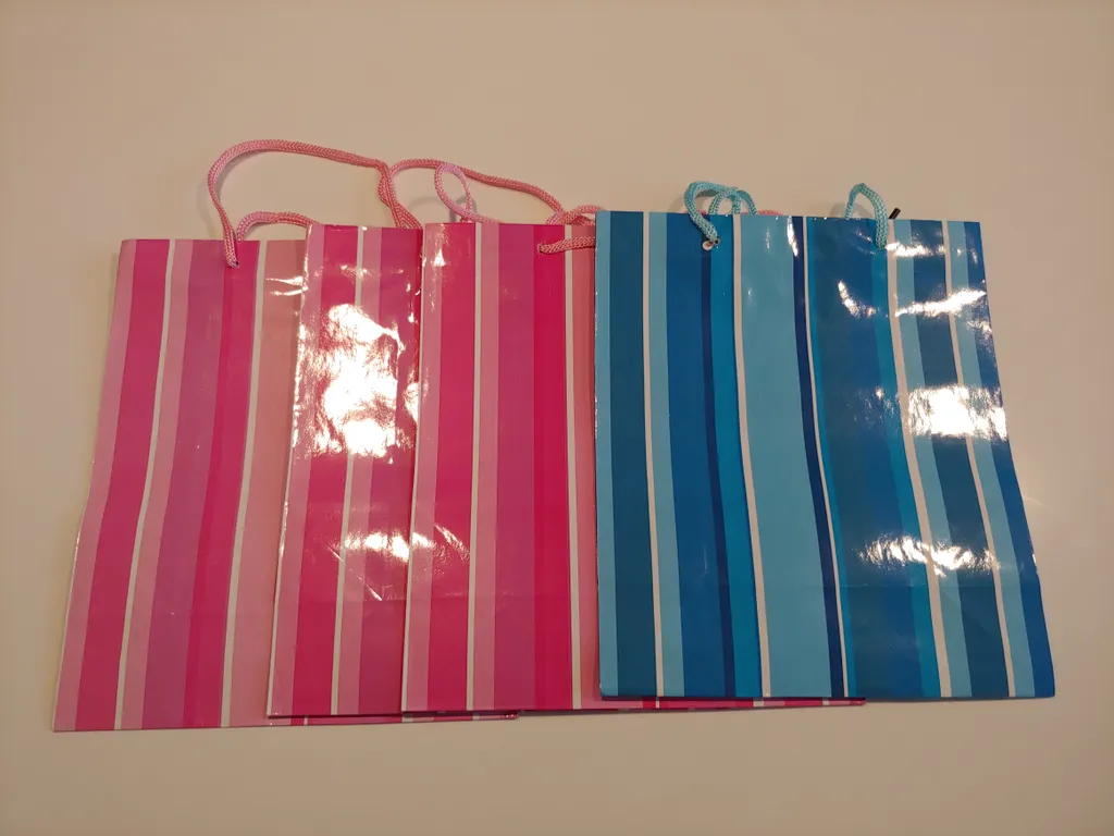 Gift bags (4) photo 1