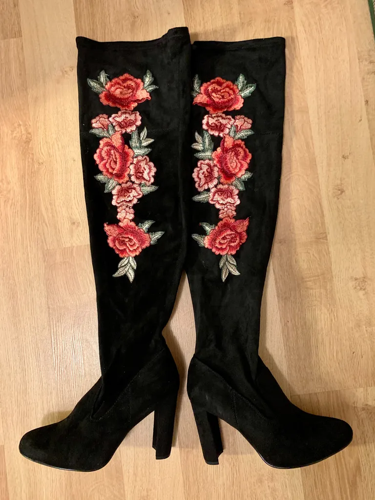 Knee high boots Size10  photo 1