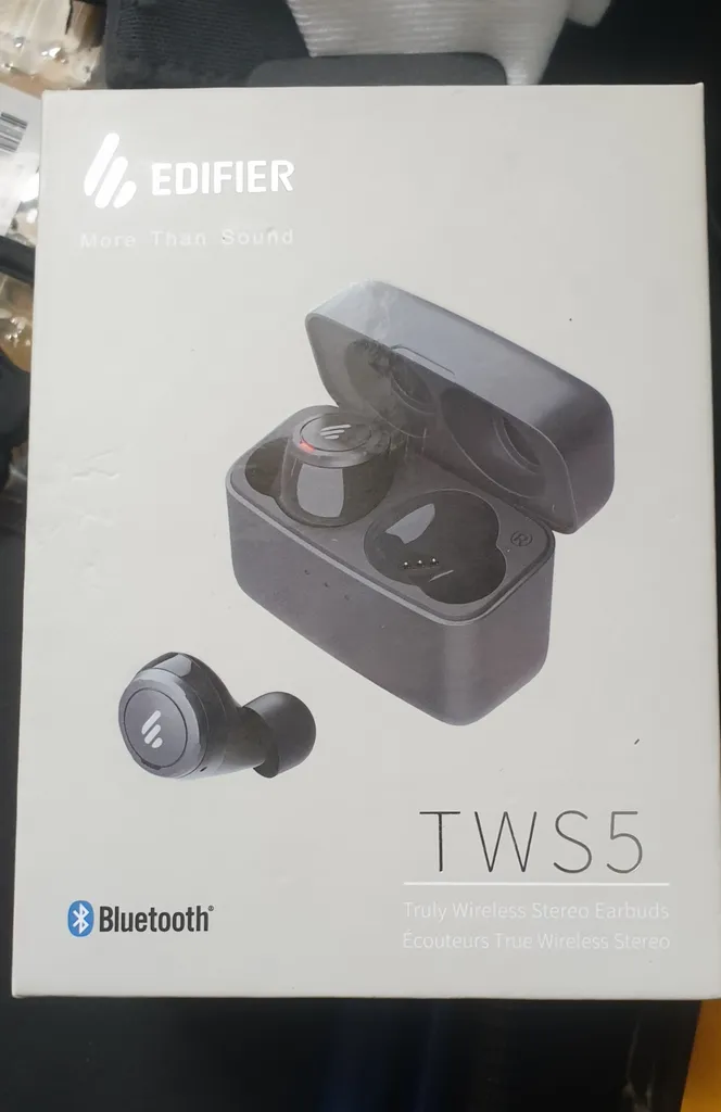 Edifier TWS5 Bluetooth headphones photo 1