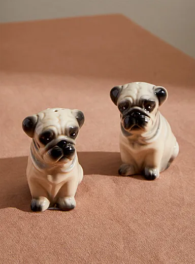 Pugs salt and pepper shaker set photo 1