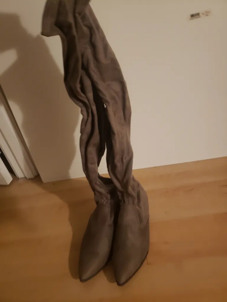Thigh /knee high boots size 9 photo 1