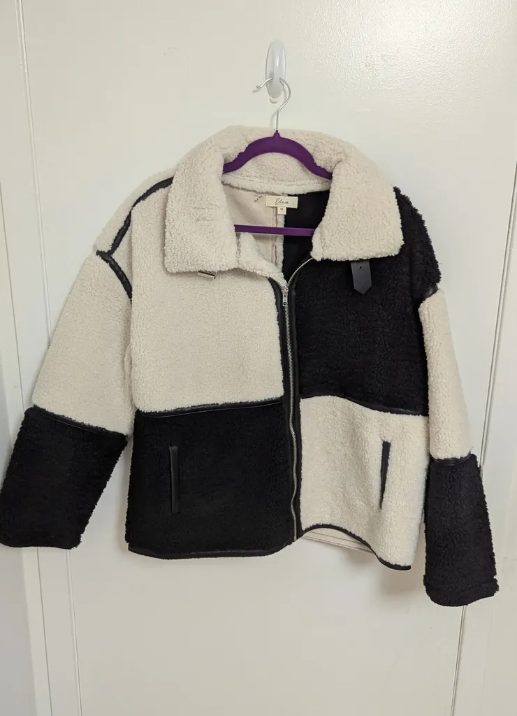 Brand New Elan Women's Size Medium Black and Cream Colour Block  photo 1