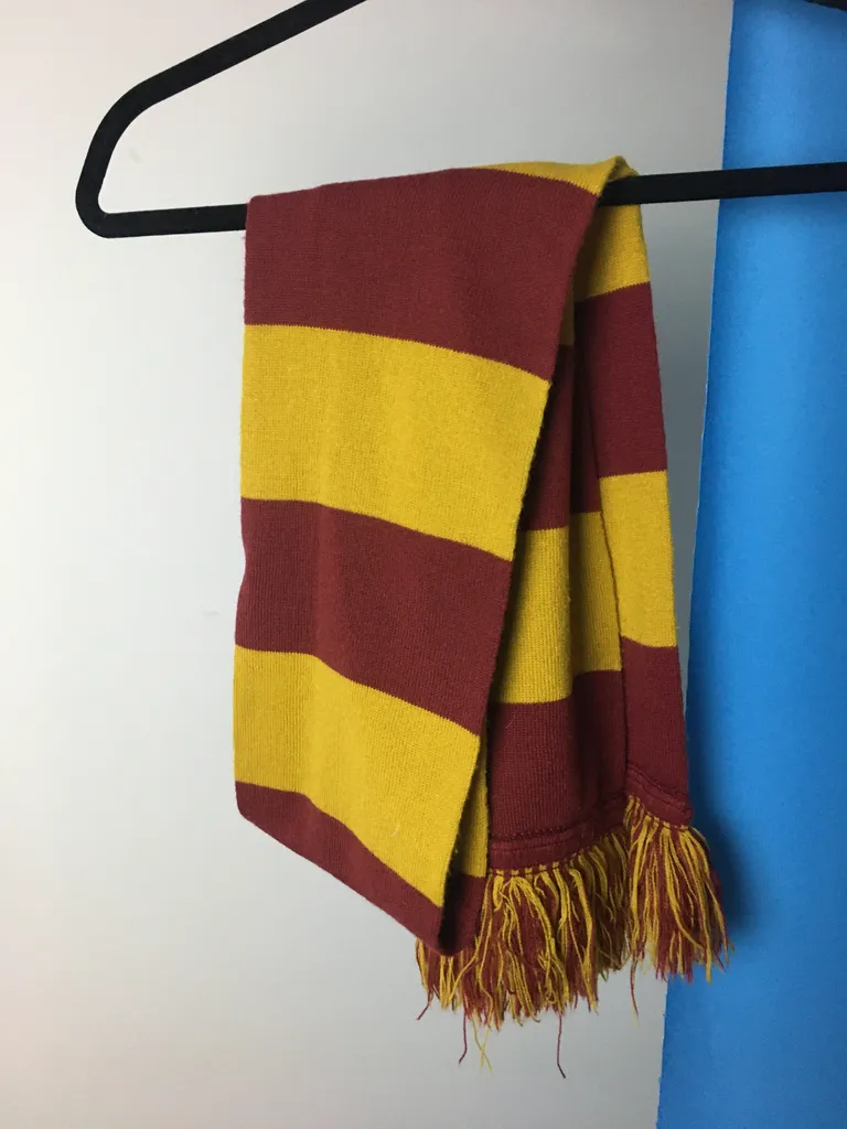 Gryffindor Harry Potter Scarf photo 1