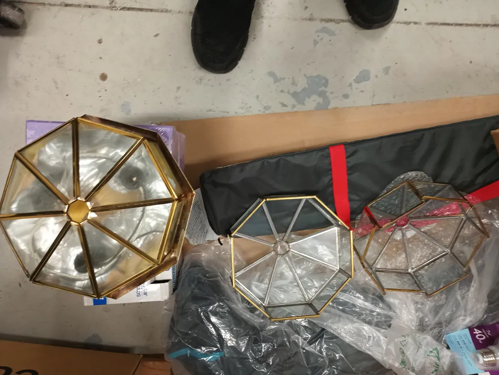 Light Fixture for chandelier (E12) bulbs photo 1