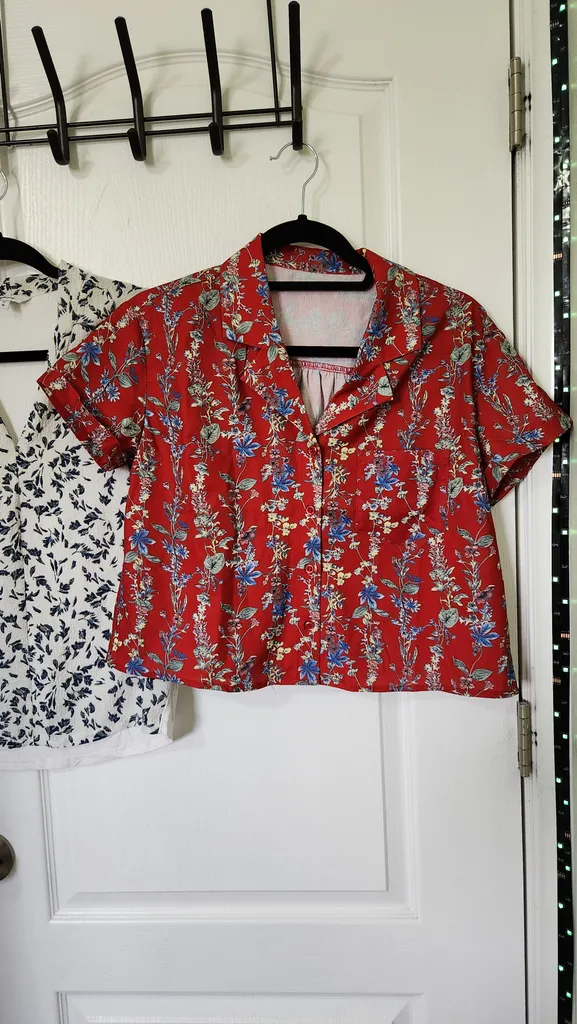 Blouses and Tshirts 👚  photo 1