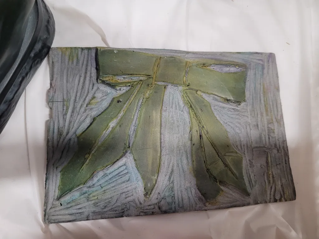 Hand carved BOW stamp printing block photo 1